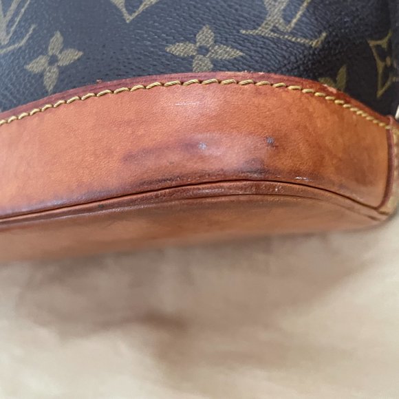 Authentic Alma PM handbag with lock and key and authentic strap. - Picture 13 of 14